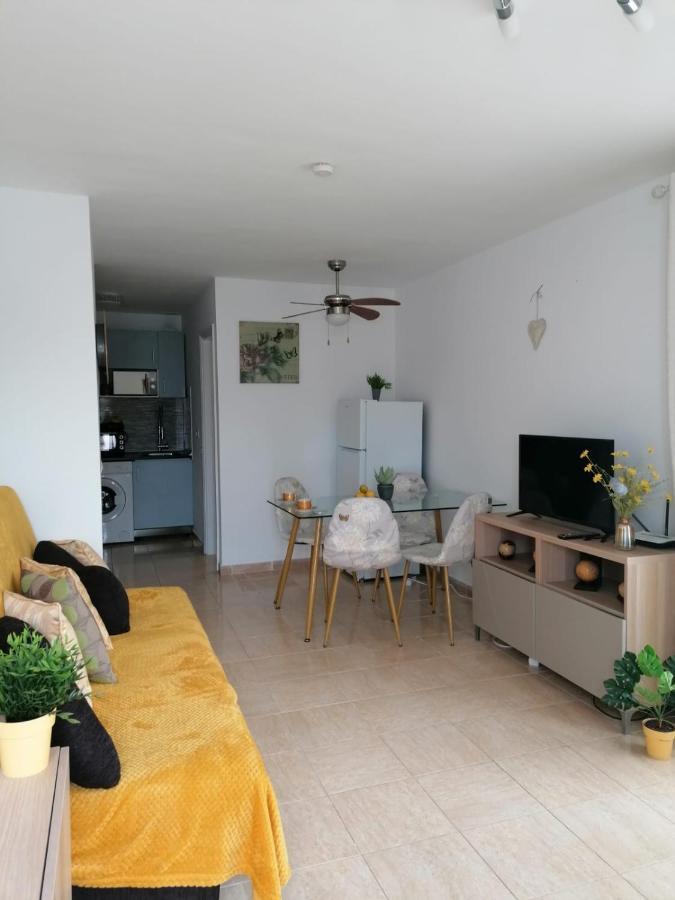 Castillo Holiday Apartment- Puerta Del Sol 245 Caleta de Fuste Extérieur photo